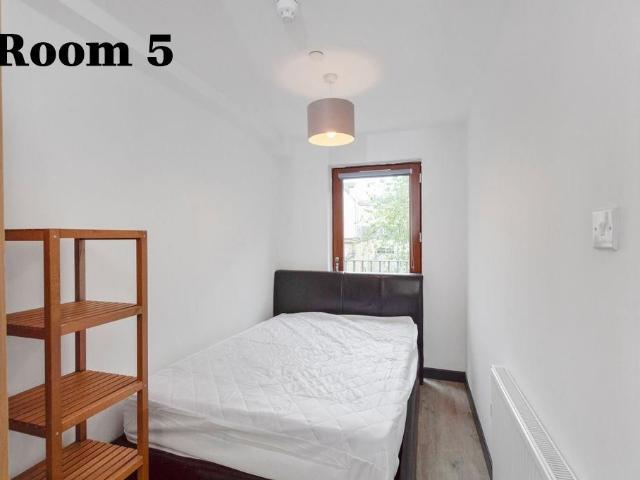 House for rent in Southside, Scotland
