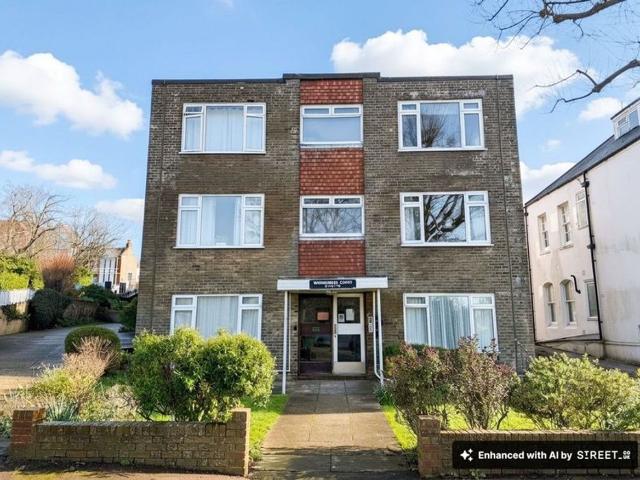 Studio for rent in Queen's Park, Brighton & Hove