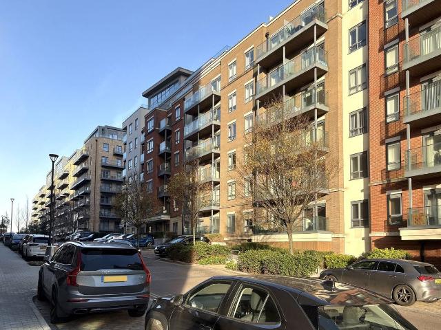 Apartment for rent in Colindale, Greater London