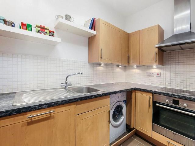 Apartment for rent in London Borough of Southwark, Greater London
