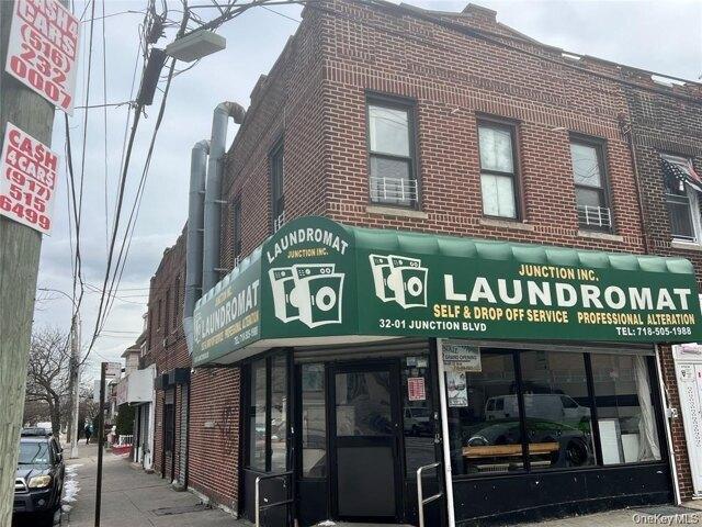 House for sale in Queens, Arverne