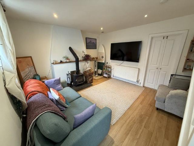 Apartment for rent in Mount Ambrose, Cornwall