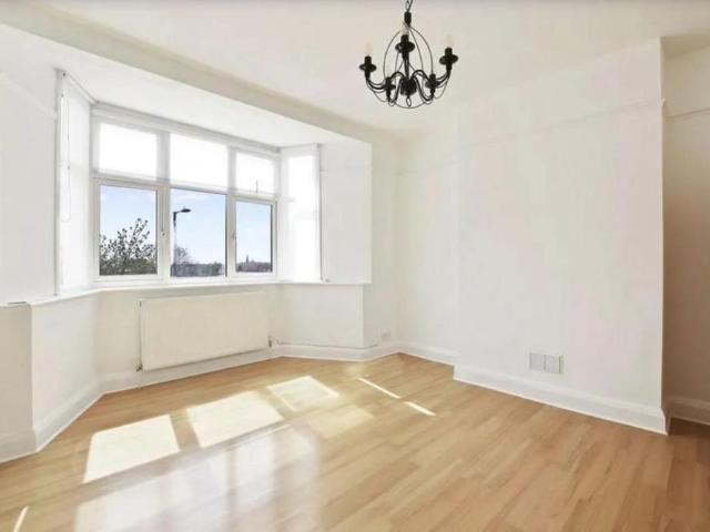 Apartment for rent in Finchley, Greater London