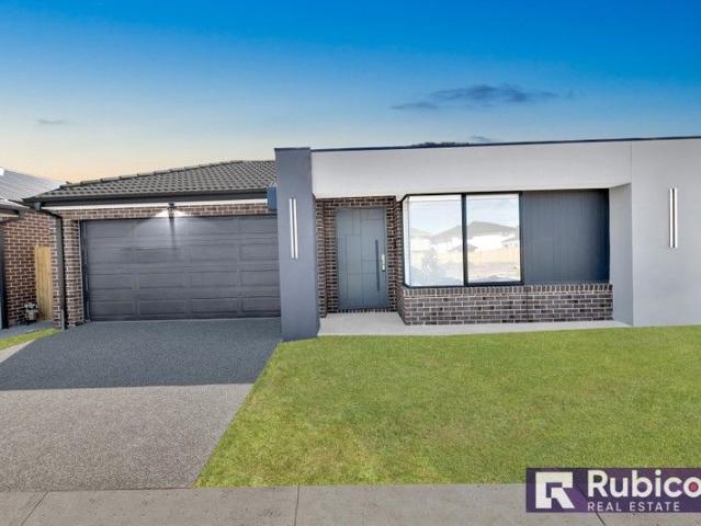 House for sale in Tarneit, Victoria