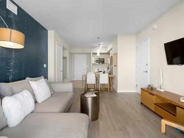 Apartment for rent in Hallandale, Florida