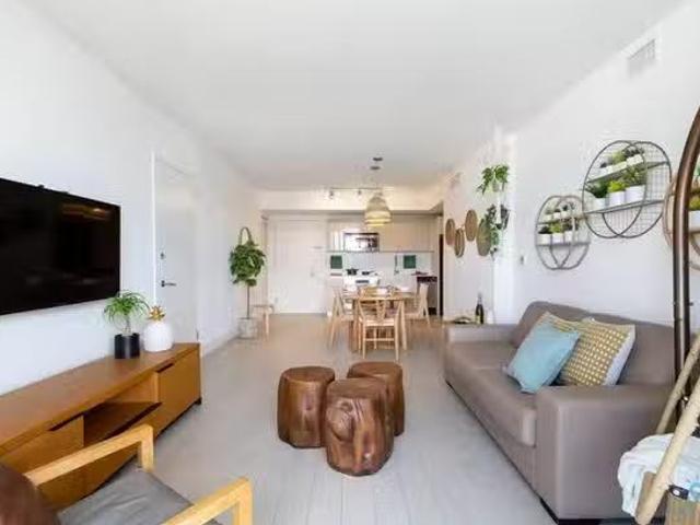 Apartment for rent in Hallandale, Florida