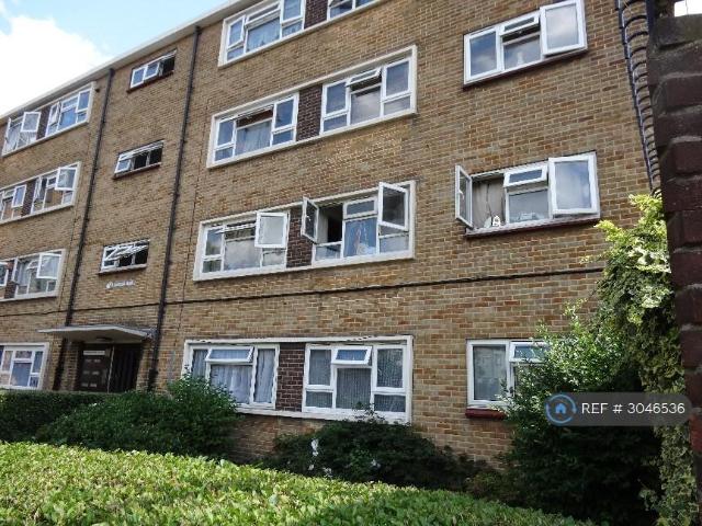 Apartment for rent in London Borough of Newham, Greater London