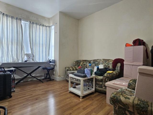 Apartment for rent in New Town, Monks Orchard