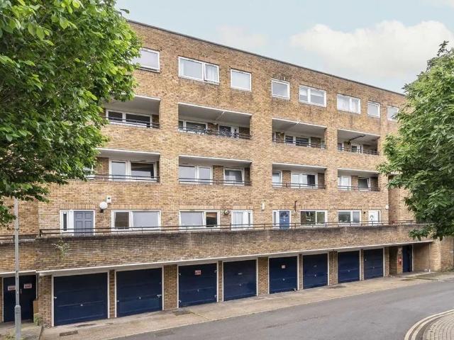 Apartment for rent in Wandsworth, East Hill