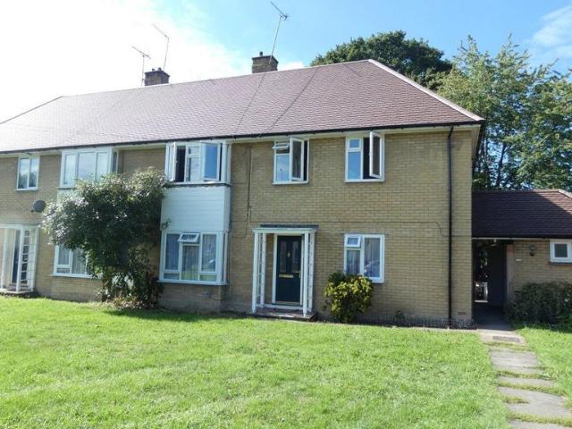 Apartment for rent in Westborough, Surrey