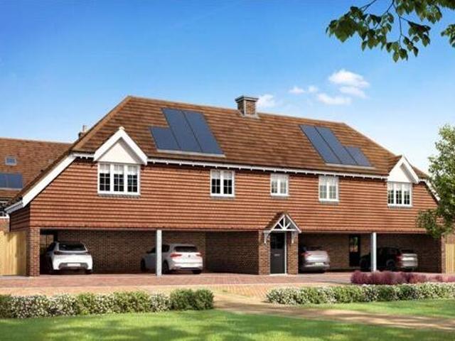 House for sale in Pachesham Park, Surrey