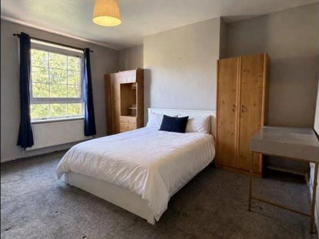 House for rent in London Borough of Tower Hamlets, Greater London