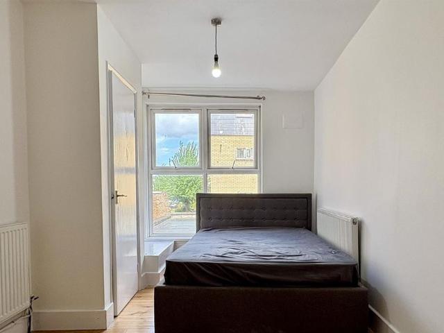 Apartment for rent in London Borough of Tower Hamlets, Greater London