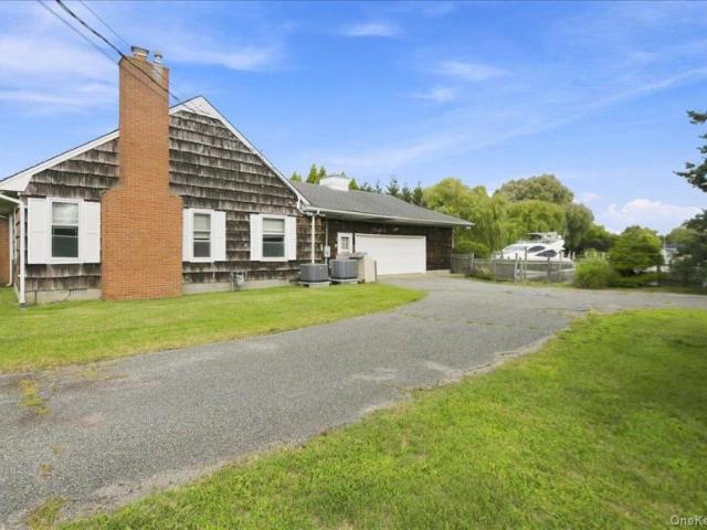 House for sale in Bohemia, New York