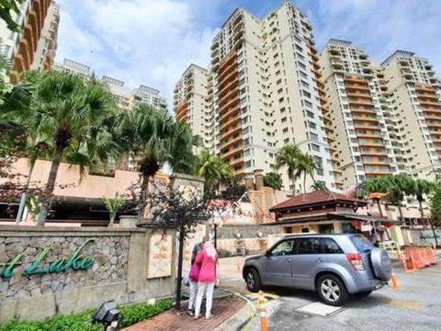 Condominium for sale in Petaling, Subang Jaya