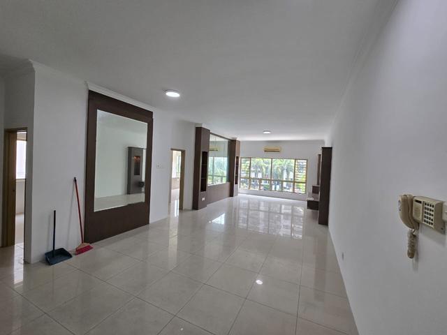Condominium for sale in Petaling, Subang Jaya
