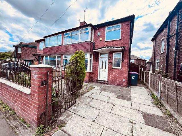 House for rent in Moorside, Salford