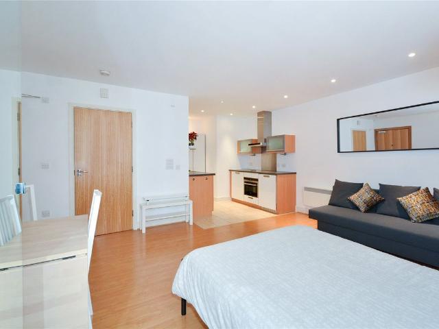 Studio for rent in Bermondsey, Greater London