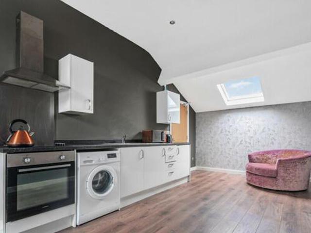 House for sale in Halton