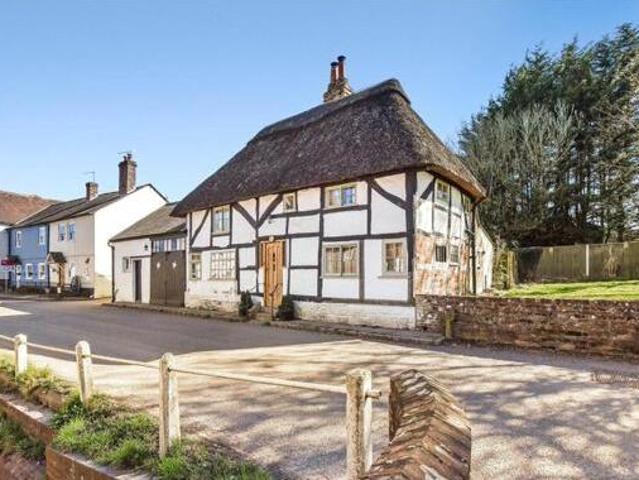 House for sale in Petersfield, East Hampshire