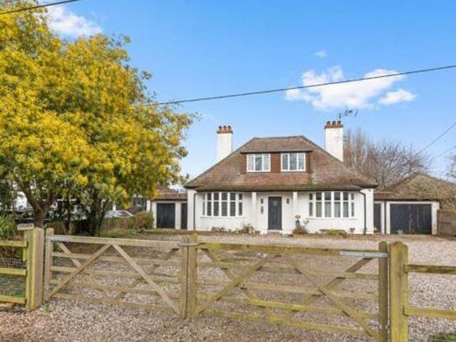 House for sale in Fordham Heath