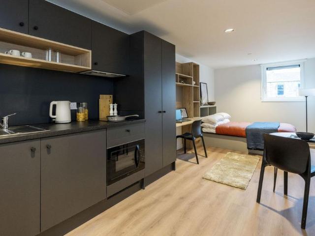 Studio for rent in Newington, Scotland