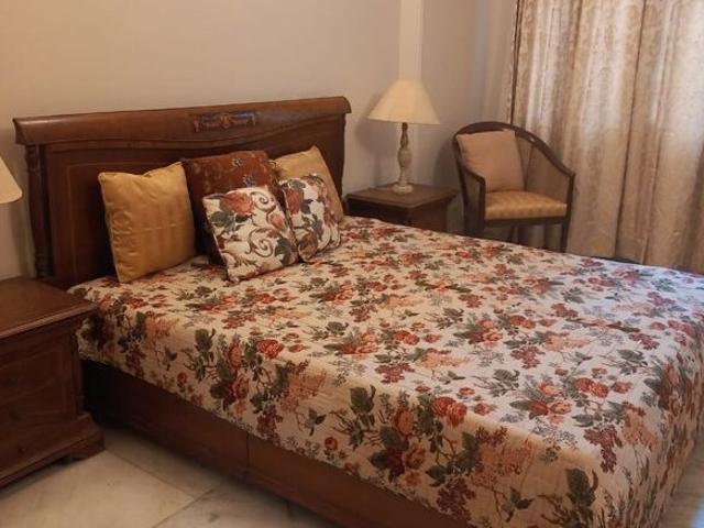 Property for rent in Deri