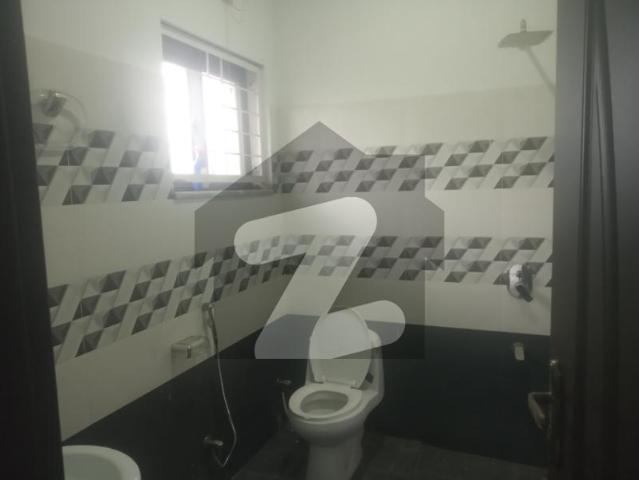 House for sale in Faisalabad, Islamabad Capital Territory