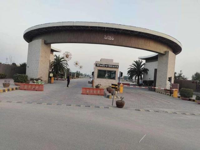 Land for sale in Faisalabad, Islamabad Capital Territory