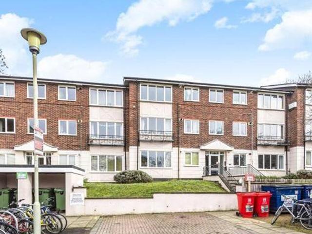 House for sale in The Slade, Oxfordshire