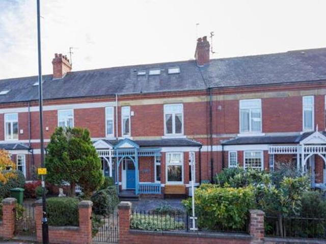 House for sale in High Field, York