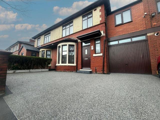 House for rent in Four Lane Ends, Blackburn