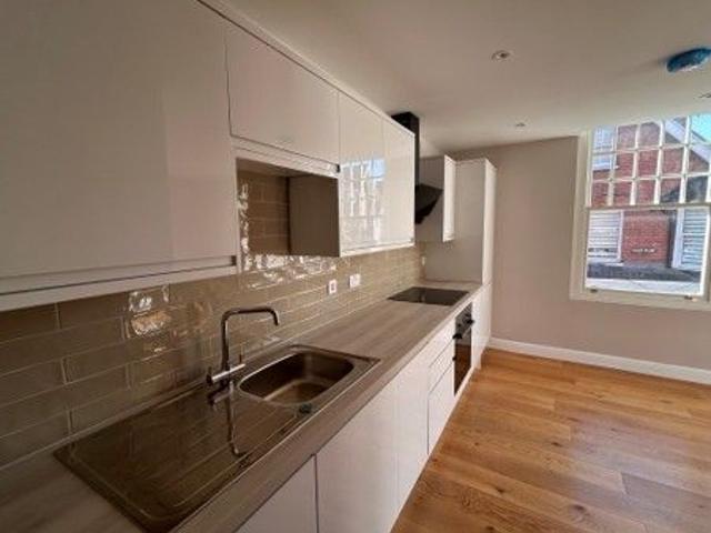 Apartment for rent in Southgate, Crawley