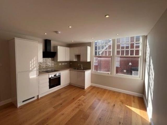 Apartment for rent in Southgate, Crawley
