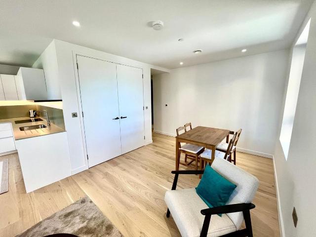 Apartment for rent in Greenwich Peninsula, Greater London