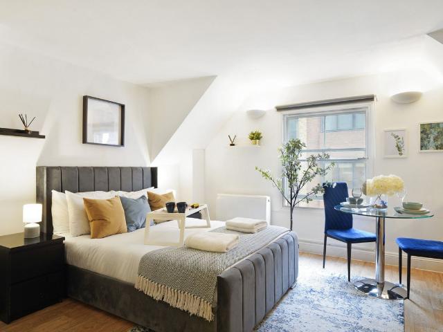 Apartment for rent in West Smithfield, Lyons