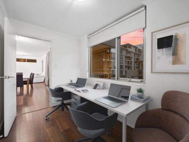 Room for rent in Cockburn, Western Australia