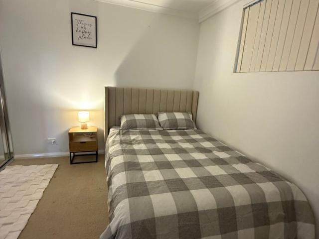 Room for rent in Cockburn, Western Australia