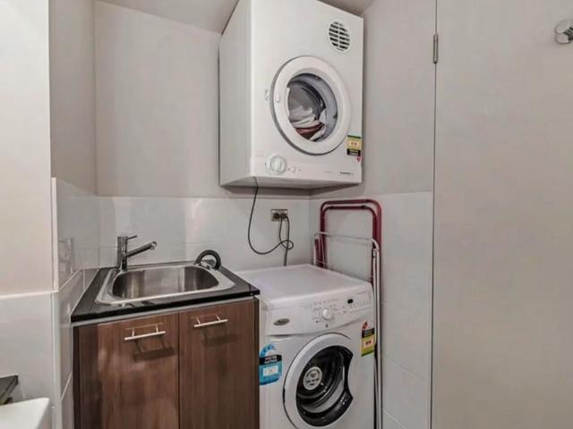 Room for rent in Cockburn, Western Australia