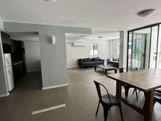 Room for rent in Cockburn, Western Australia