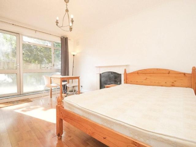 Apartment for rent in Hoxton, Greater London