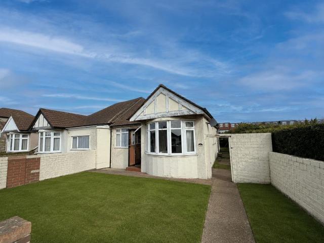 House for rent in Blackfen, Greater London