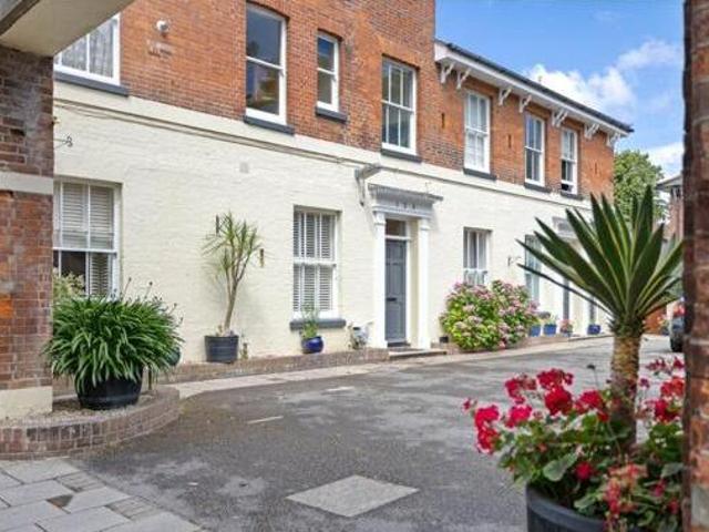 House for sale in Chichester, Littlecote