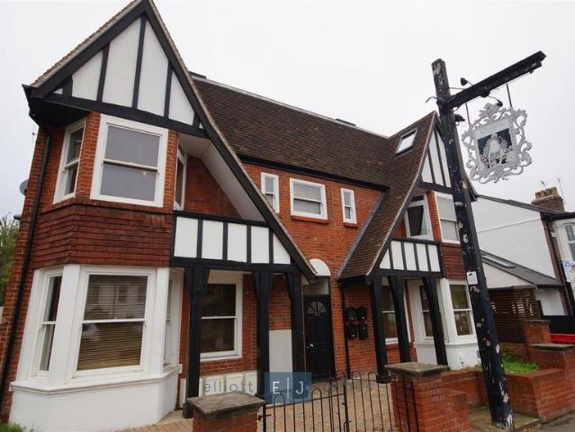 Room for rent in London Borough of Redbridge, Greater London
