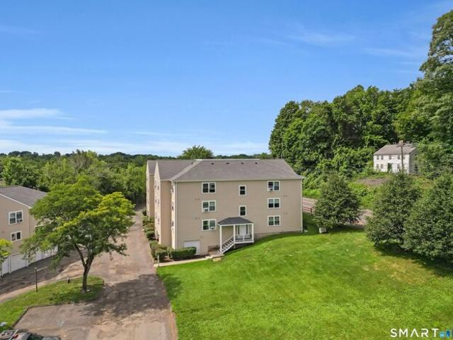 Condo for sale in New Britain, Connecticut