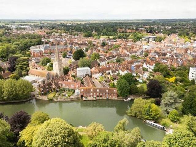 House for sale in Caldecott, Dromore