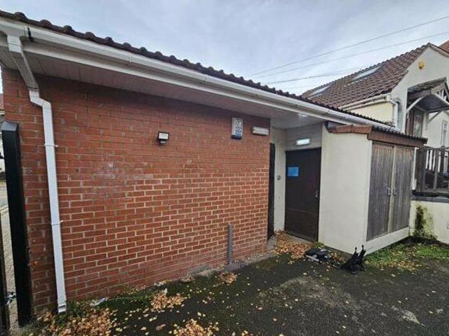 House for rent in Lyons, Greater London