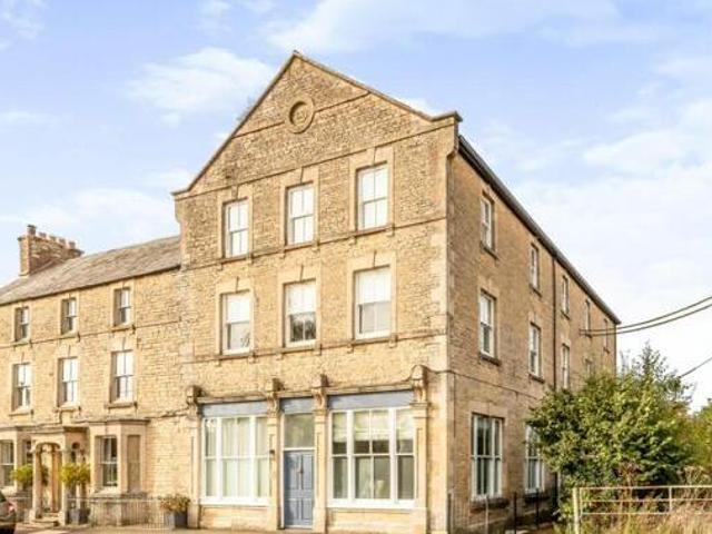 House for sale in Evershot, Oxfordshire