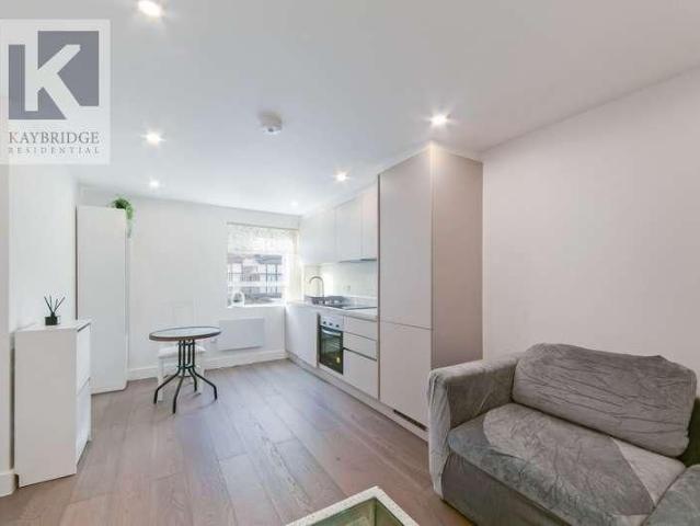 Apartment for rent in Epsom, Surrey