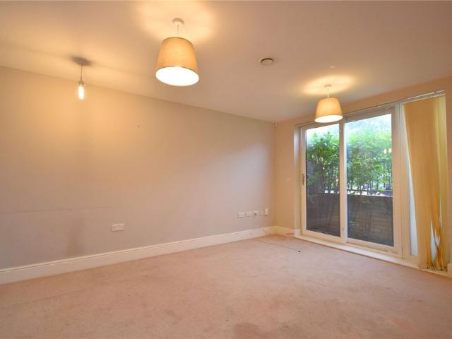 Apartment for rent in Epsom, Surrey